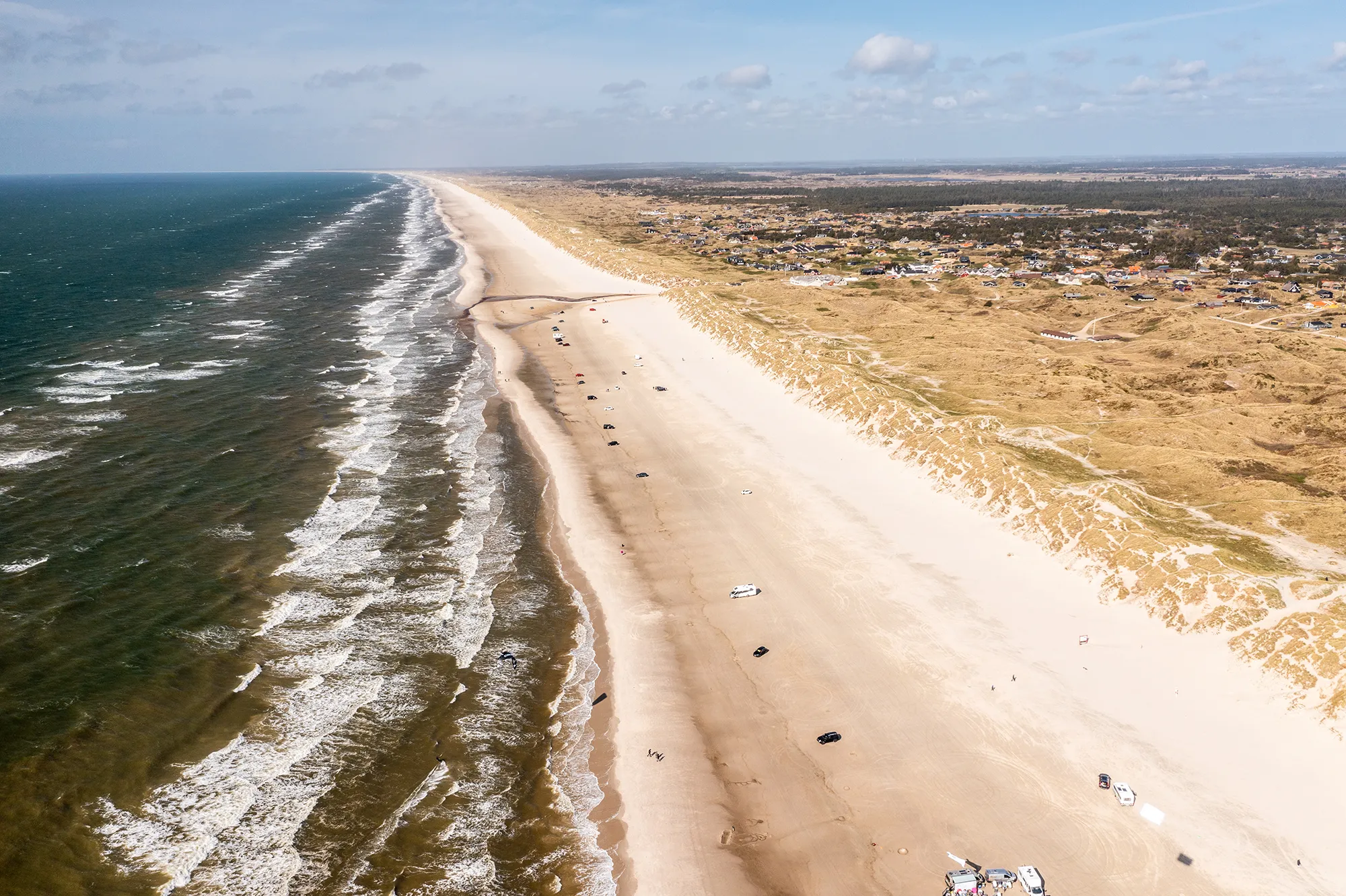 klithjem_badehotel_strand_panorama.webp