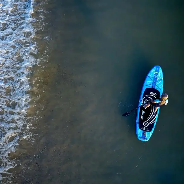 klithjem_badehotel_strand_paddleboard_tilde.webp