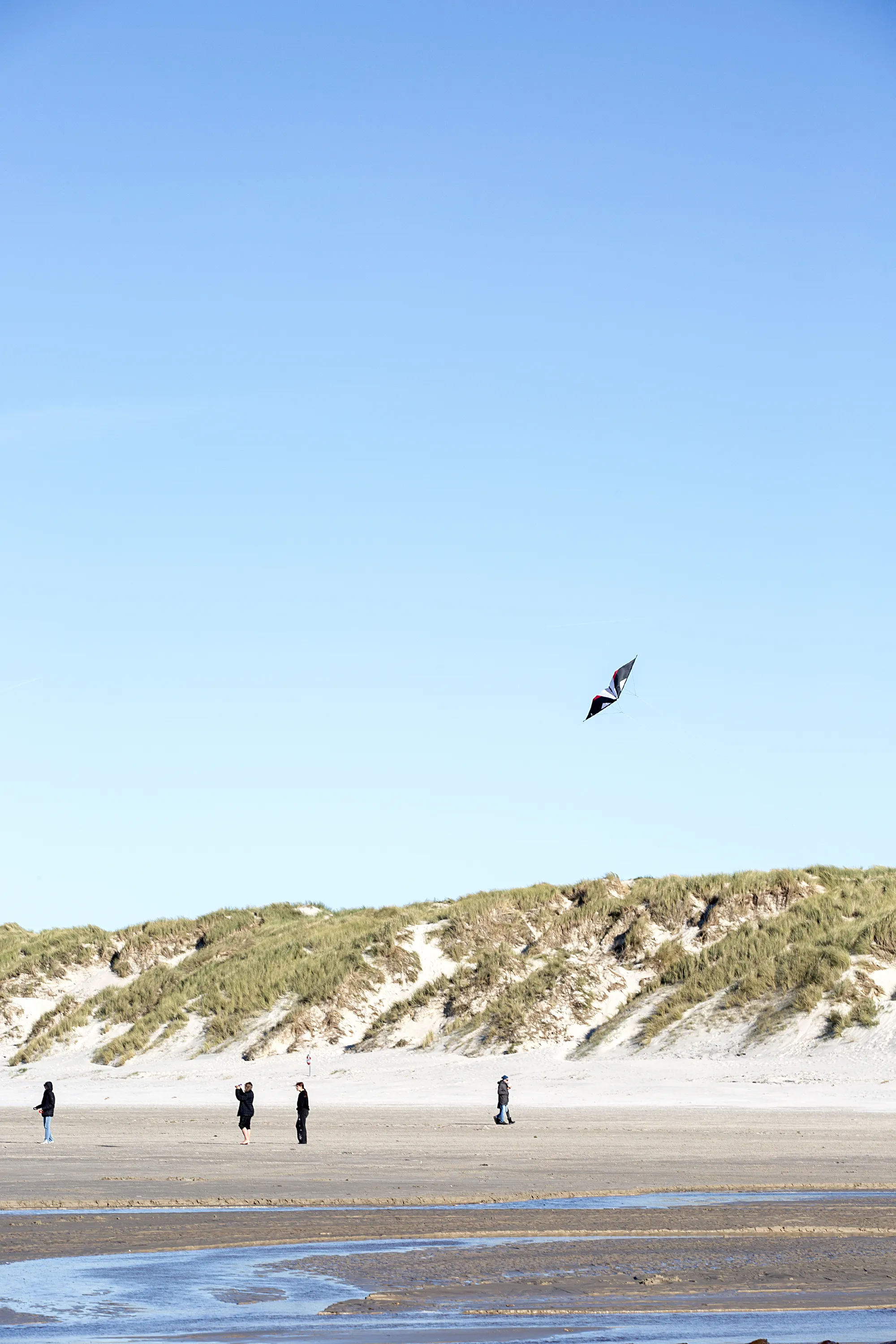 klithjem_badehotel_drageflyvning_strand.webp