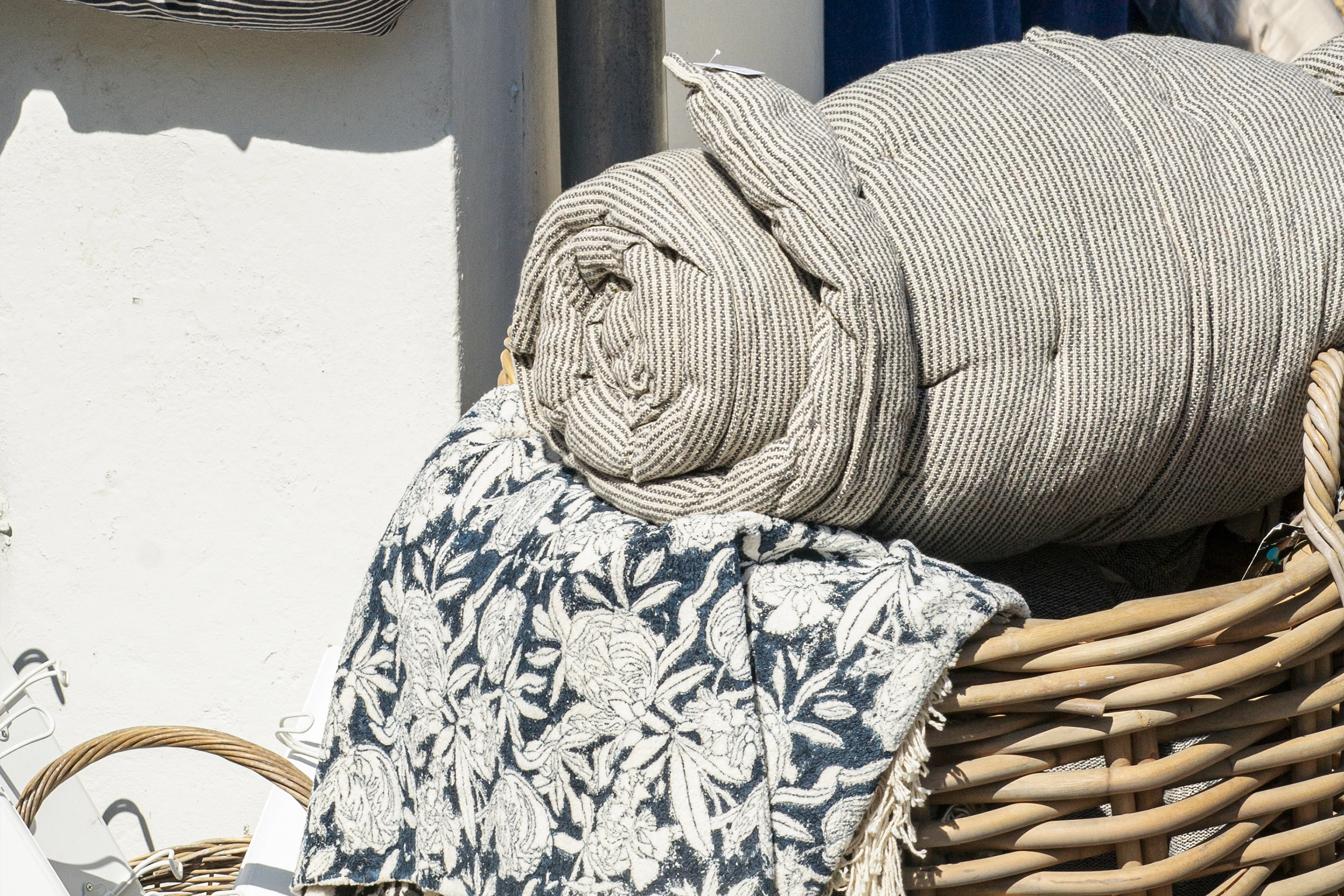Klithjem_Badehotel_Vejers-Strand_Shopping_Taepper.webp